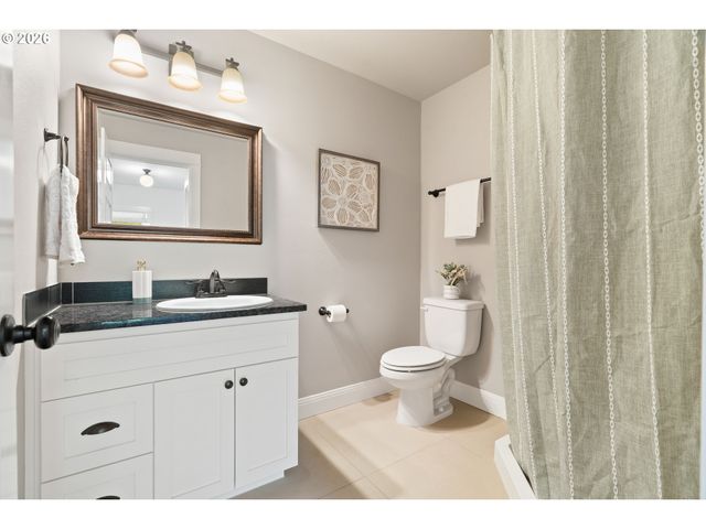 1604 Se LAMBERT St, Portland, OR 97202
