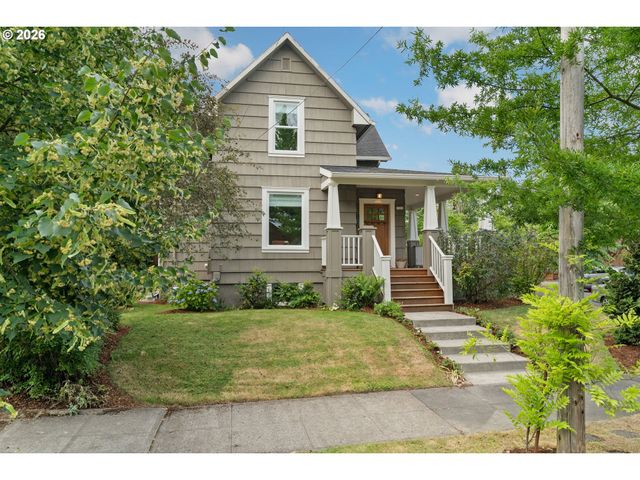 1604 Se LAMBERT St, Portland, OR 97202