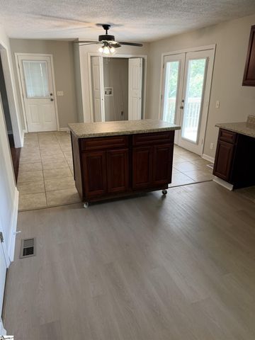 131A Oak Hill Drive, Greenville, SC 29617