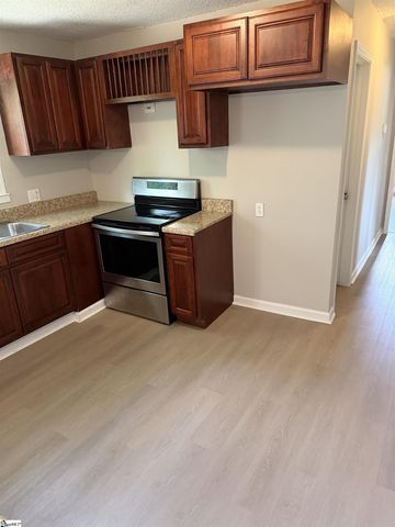 131A Oak Hill Drive, Greenville, SC 29617