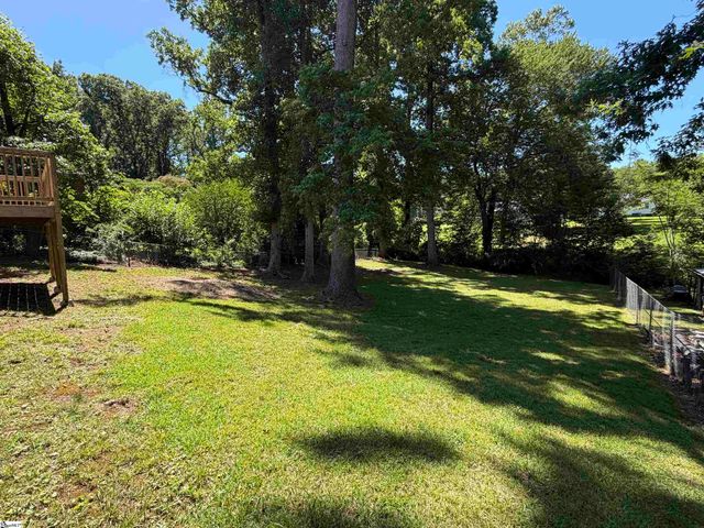 131A Oak Hill Drive, Greenville, SC 29617