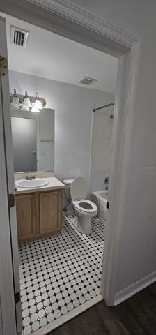 641 KENSINGTON LAKE CIRCLE, Brandon, FL 33511