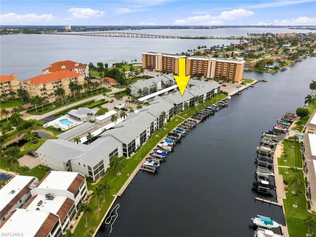 4240 SE 20th PL 210, CAPE CORAL, FL 33904 — exterior