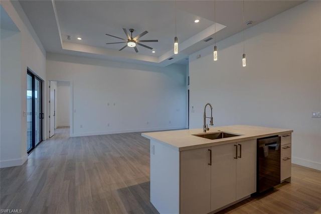 1227 NW 40th PL, Cape Coral, FL 33993