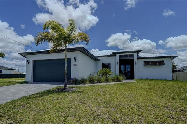 1227 NW 40th PL, Cape Coral, FL 33993
