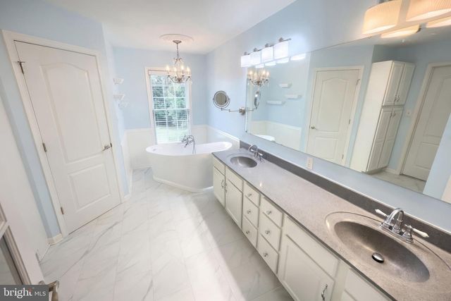 1124 SARAZEN WAY, York, PA 17404