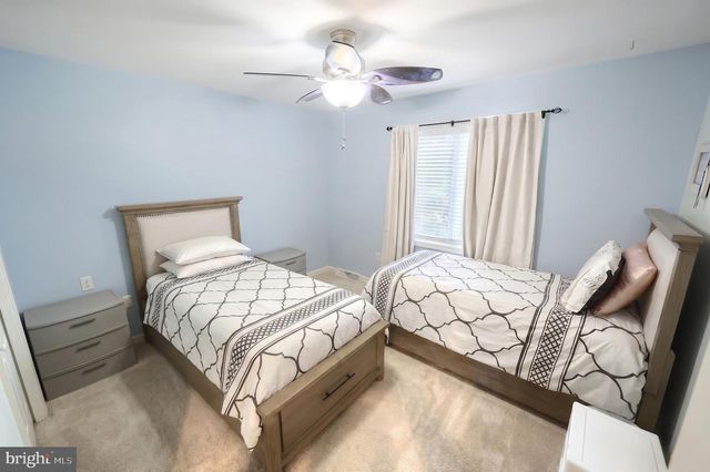 1124 SARAZEN WAY, York, PA 17404