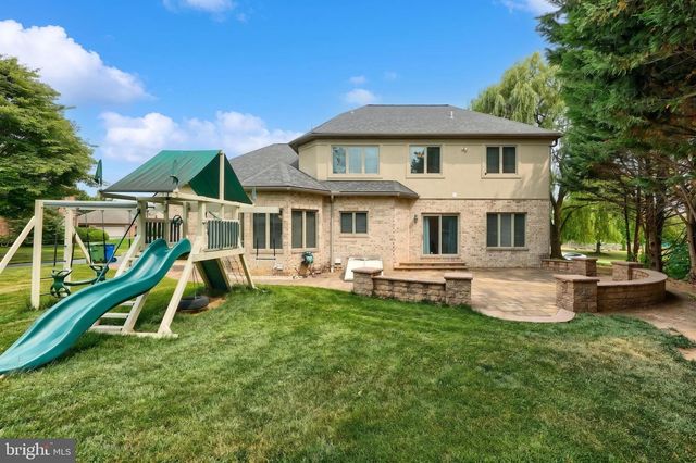 1124 SARAZEN WAY, York, PA 17404