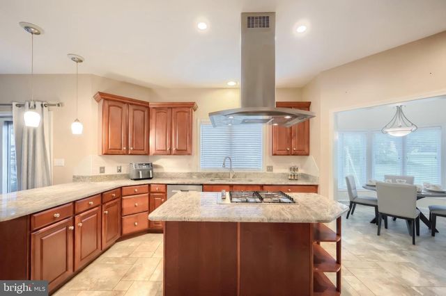 1124 SARAZEN WAY, York, PA 17404