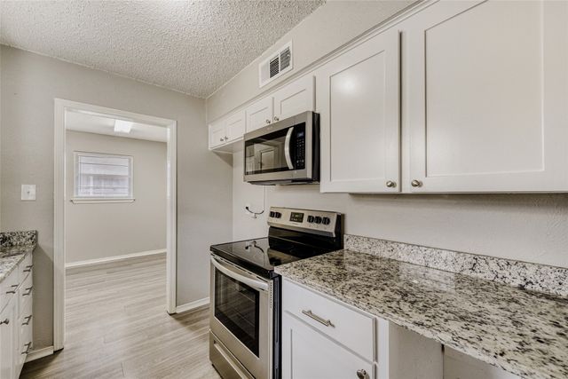 205 San Jacinto Court, Waxahachie, TX 75165