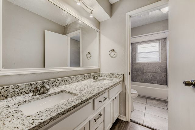 205 San Jacinto Court, Waxahachie, TX 75165