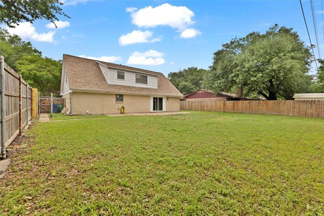 205 San Jacinto Court, Waxahachie, TX 75165