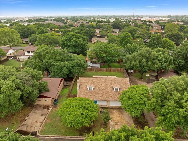 205 San Jacinto Court, Waxahachie, TX 75165