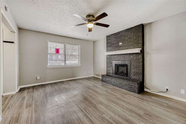 205 San Jacinto Court, Waxahachie, TX 75165