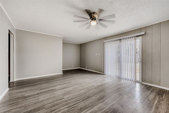 205 San Jacinto Court, Waxahachie, TX 75165