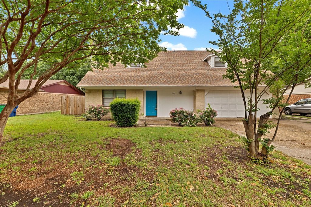 205 San Jacinto Court, Waxahachie, TX 75165