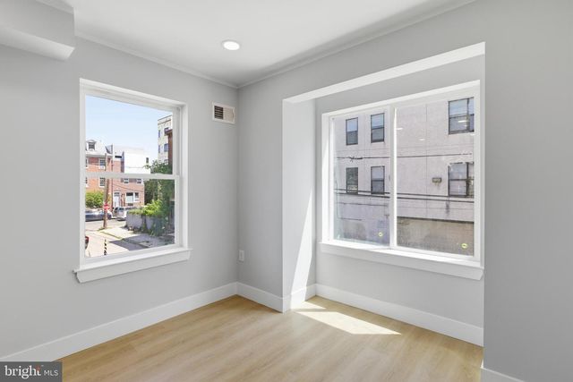 1511 W FLORA ST, Philadelphia, PA 19121
