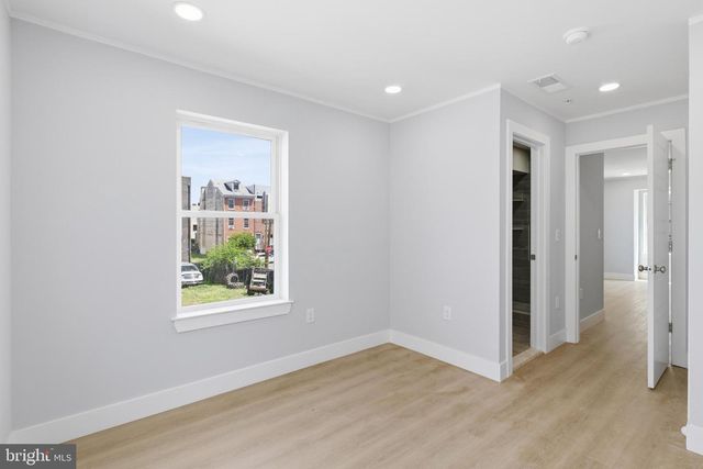 1511 W FLORA ST, Philadelphia, PA 19121