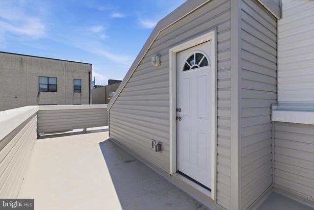 1511 W FLORA ST, Philadelphia, PA 19121