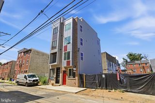 1511 W FLORA ST, Philadelphia, PA 19121