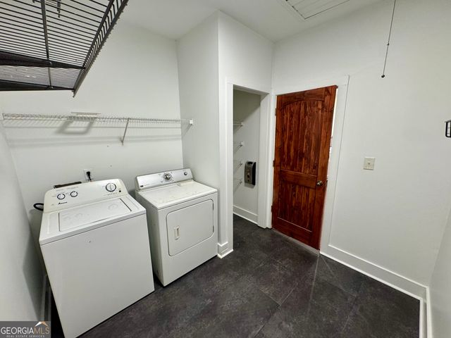 380 Creekside Drive, Arnoldsville, GA 30619