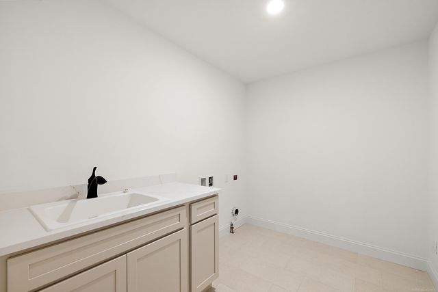 28325 Nadia Lane, Chesterfield, MI 48047