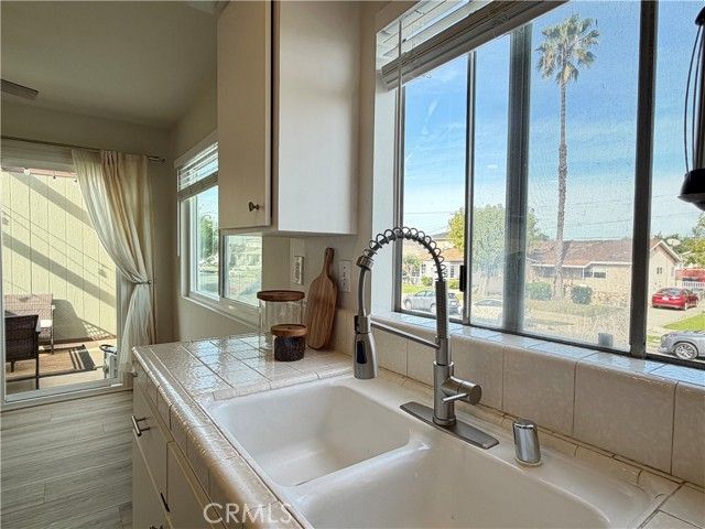 1114 W 163rd Street 6, Gardena, CA 90247