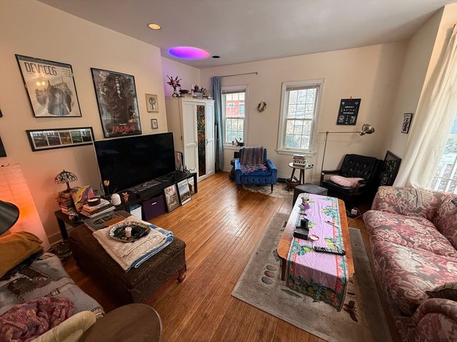 7-9 Biltmore Street 9, Boston, MA 02130