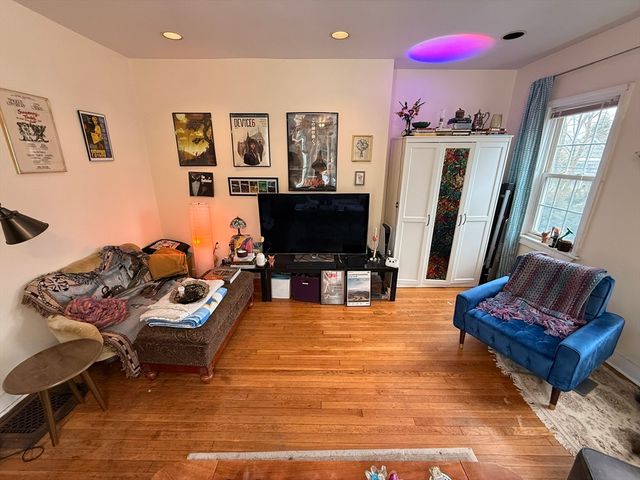 7-9 Biltmore Street 9, Boston, MA 02130