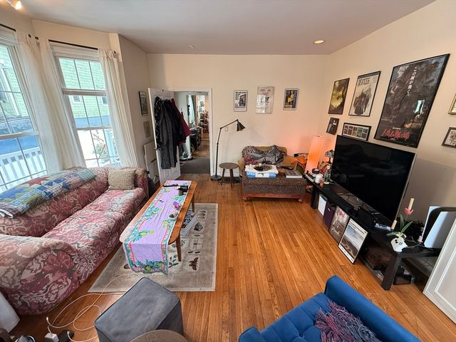 7-9 Biltmore Street 9, Boston, MA 02130