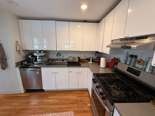 7-9 Biltmore Street 9, Boston, MA 02130