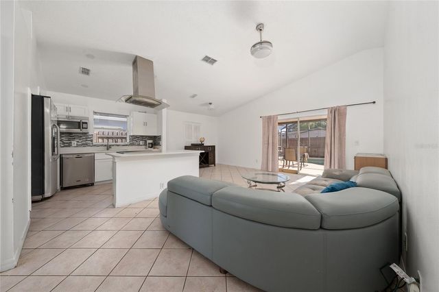 2044 DONEGAN PLACE, Orlando, FL 32826