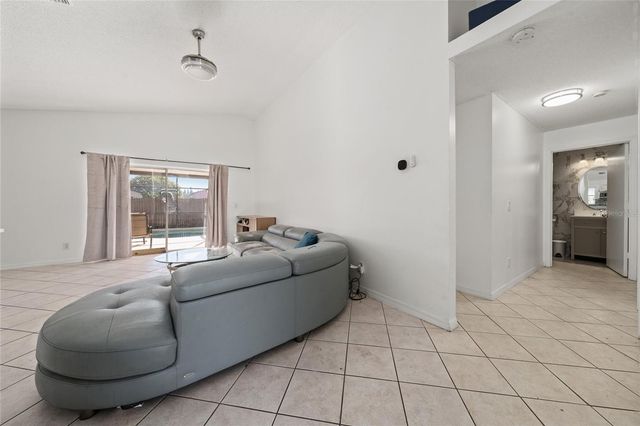 2044 DONEGAN PLACE, Orlando, FL 32826