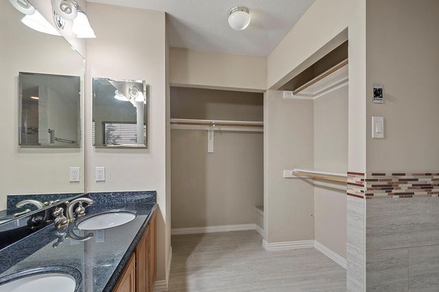1922 Pinecrest Drive, Carrollton, TX 75010