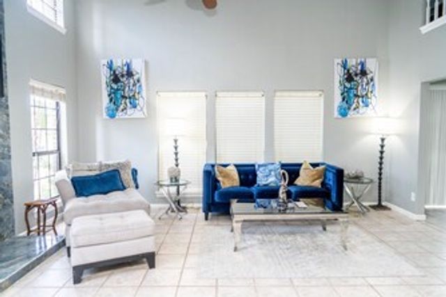 1922 Pinecrest Drive, Carrollton, TX 75010