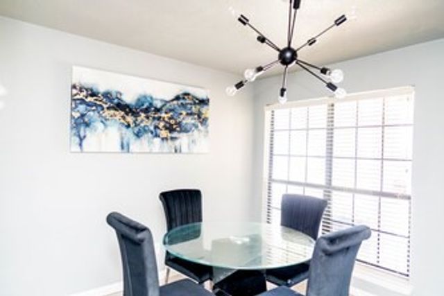 1922 Pinecrest Drive, Carrollton, TX 75010