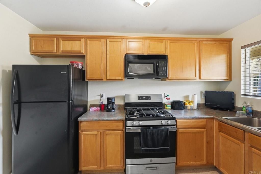 320 J Avenue 92, National City, CA 91950 — photo 4