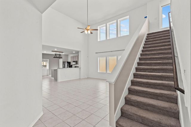 7318 Parkview Drive, Hitchcock, TX 77563