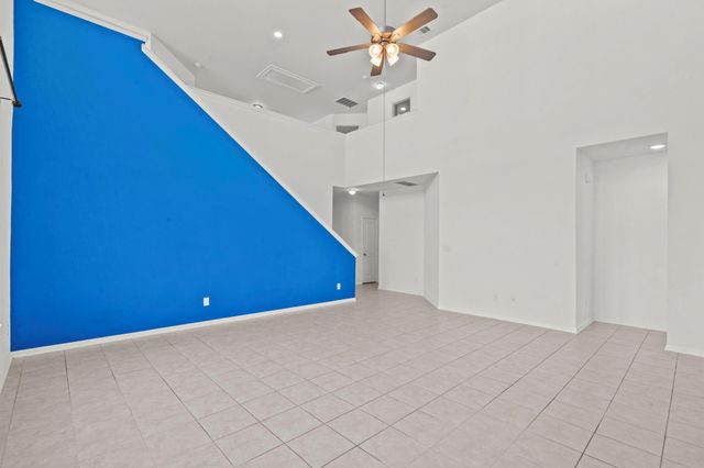 7318 Parkview Drive, Hitchcock, TX 77563