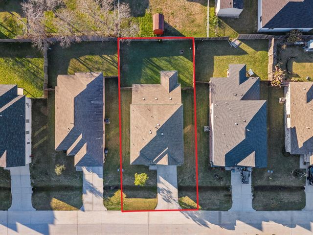 7318 Parkview Drive, Hitchcock, TX 77563