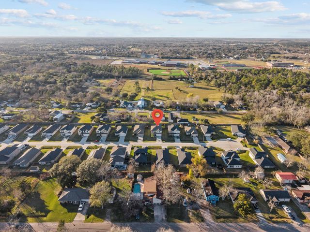 7318 Parkview Drive, Hitchcock, TX 77563