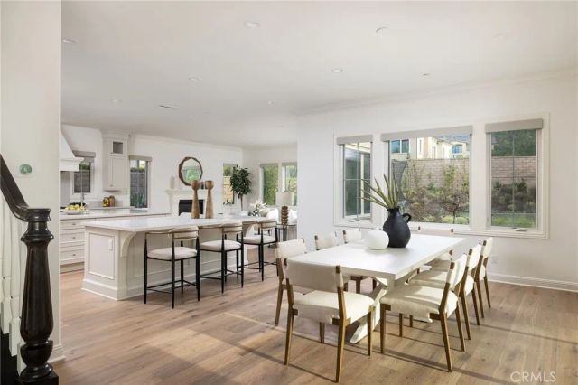 114 Great Oak, Irvine, CA 92602