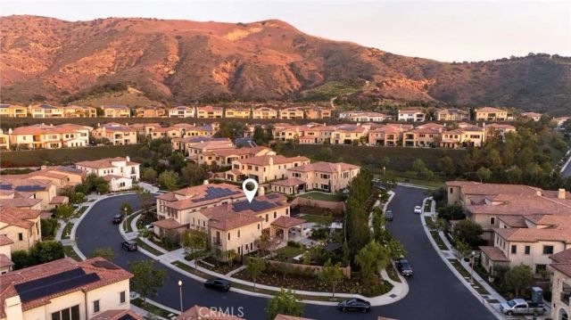 114 Great Oak, Irvine, CA 92602