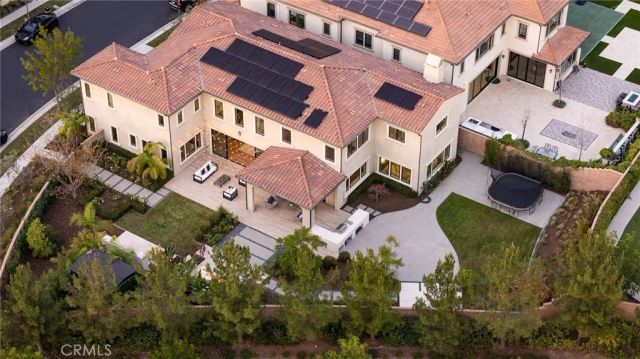 114 Great Oak, Irvine, CA 92602