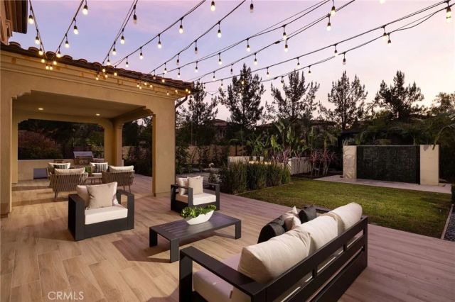 114 Great Oak, Irvine, CA 92602