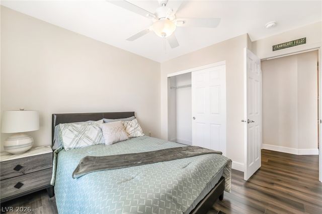 6877 Philharmonic Avenue, Las Vegas, NV 89139