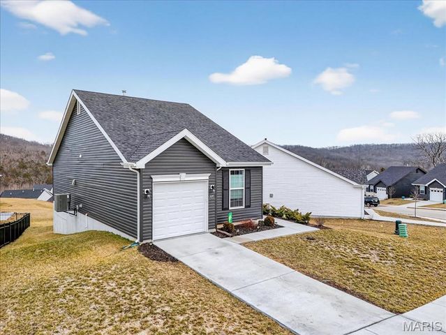 3247 White Pine Drive, Imperial, MO 63052