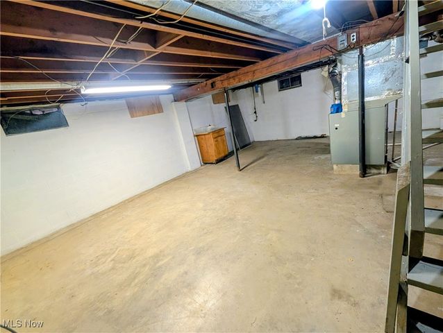 600 E South Street, Harrisville, WV 26362