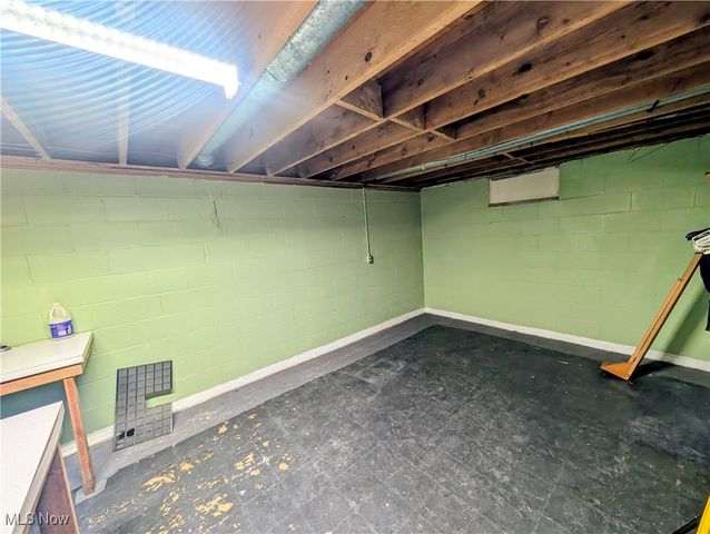 600 E South Street, Harrisville, WV 26362