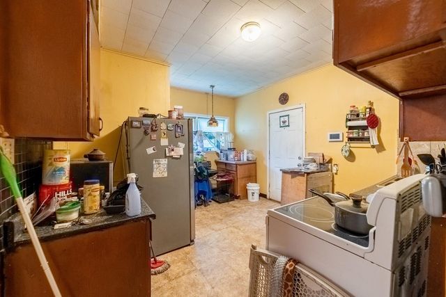 11849 S Wentworth Avenue, Chicago, IL 60628